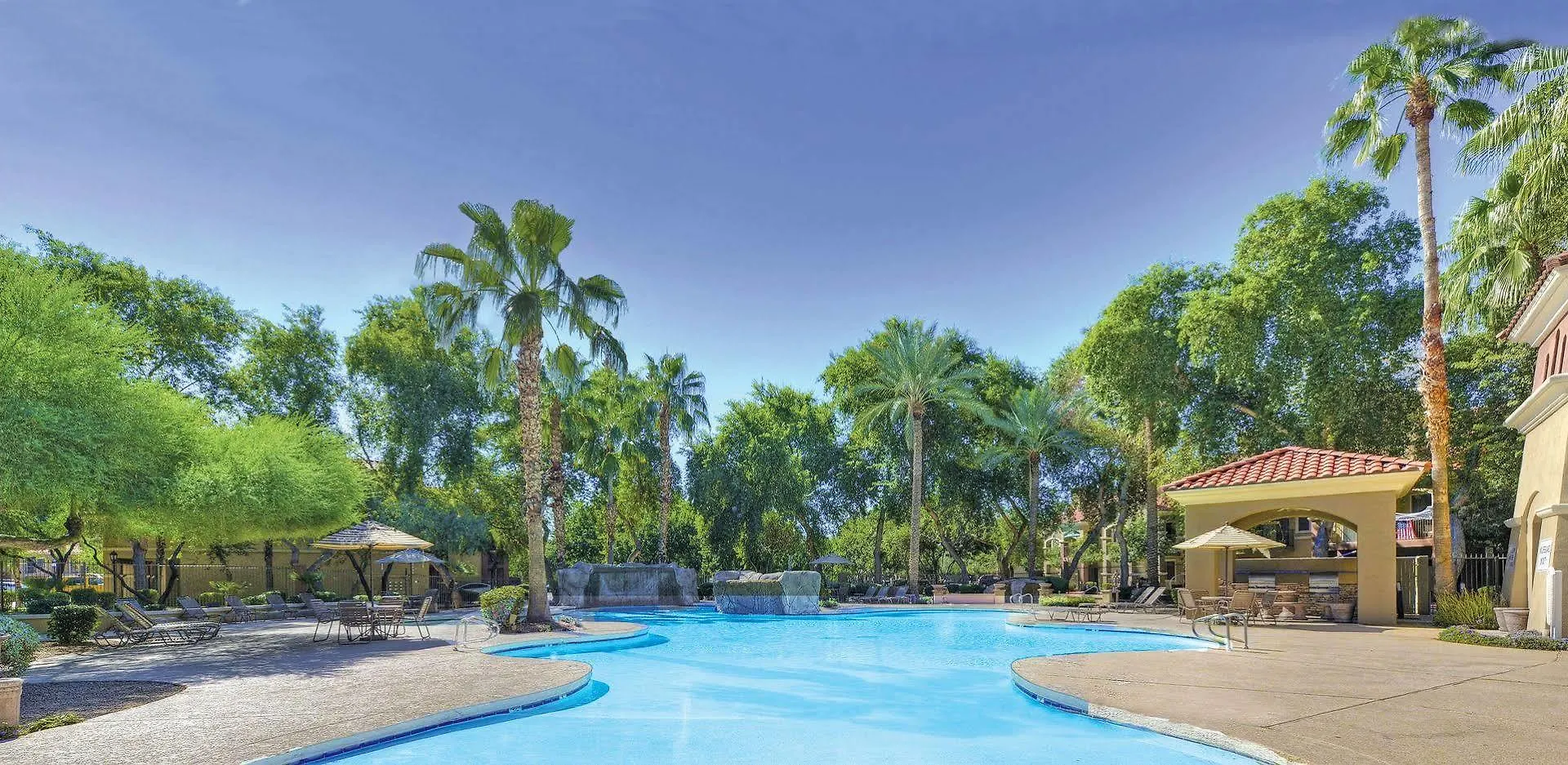 Luxury Condos By Meridian Condoresorts- Scottsdale 3*,